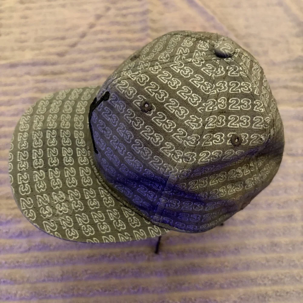 Nike Air Jordan Youth Hat 23 All Over‎ Print Jumpman Snapback Gray Cap